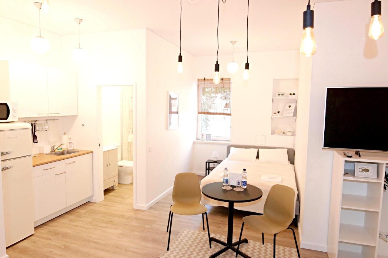 קובנה Minimalist Studio Old Town Apartments By Hostlovers מראה חיצוני תמונה